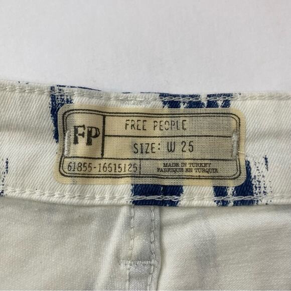 Free‎ People indigo skies printed crop flare jeans - Picture 8 of 11